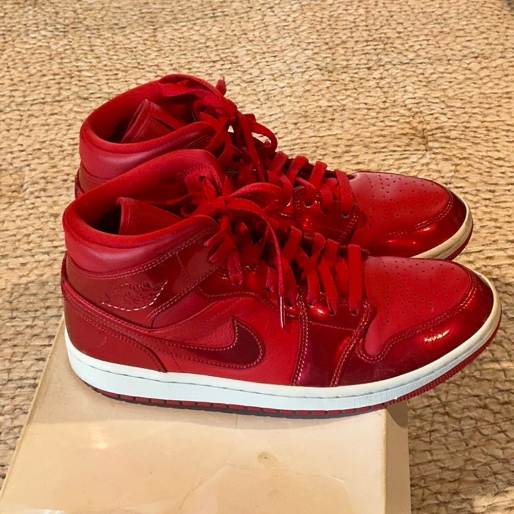 Nike Red High-Top Sneakers - Picture 6 of 7